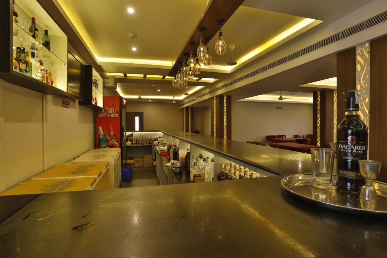 Hotel Panchavady サーウーバラ エクステリア 写真