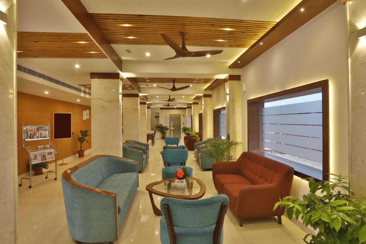 Hotel Panchavady サーウーバラ エクステリア 写真